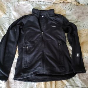 Patagonia zip up fleece